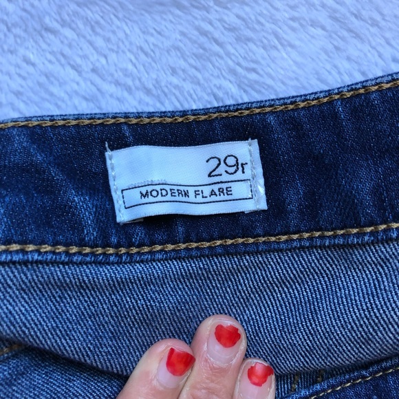 Gap Women’s 1969 Modern Flare Dark Wash Jeans, Size 29 Regular - Picture 4 of 16